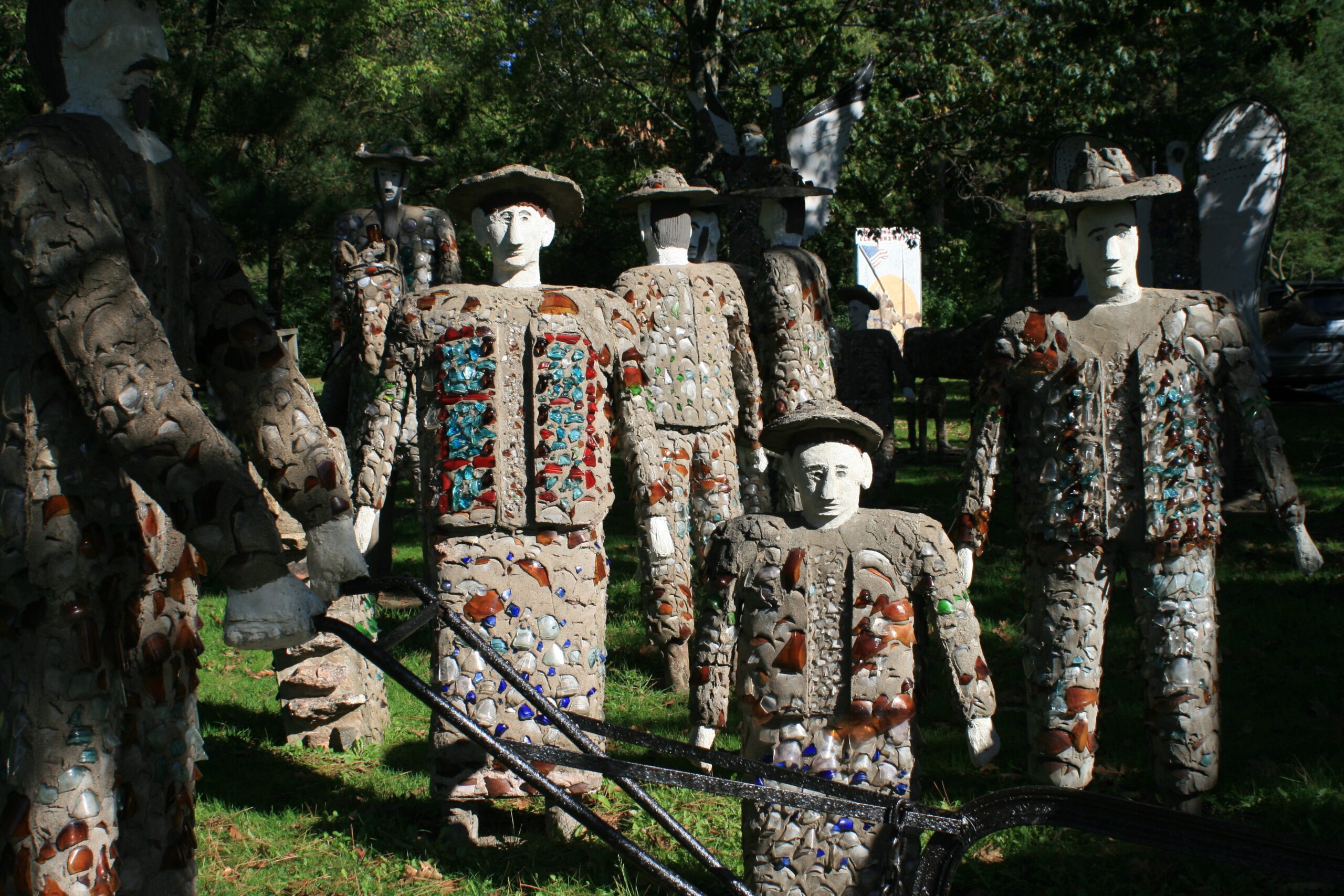 Fred Smith's Wisconsin Concrete Park Philadelphia's Magic Gardens