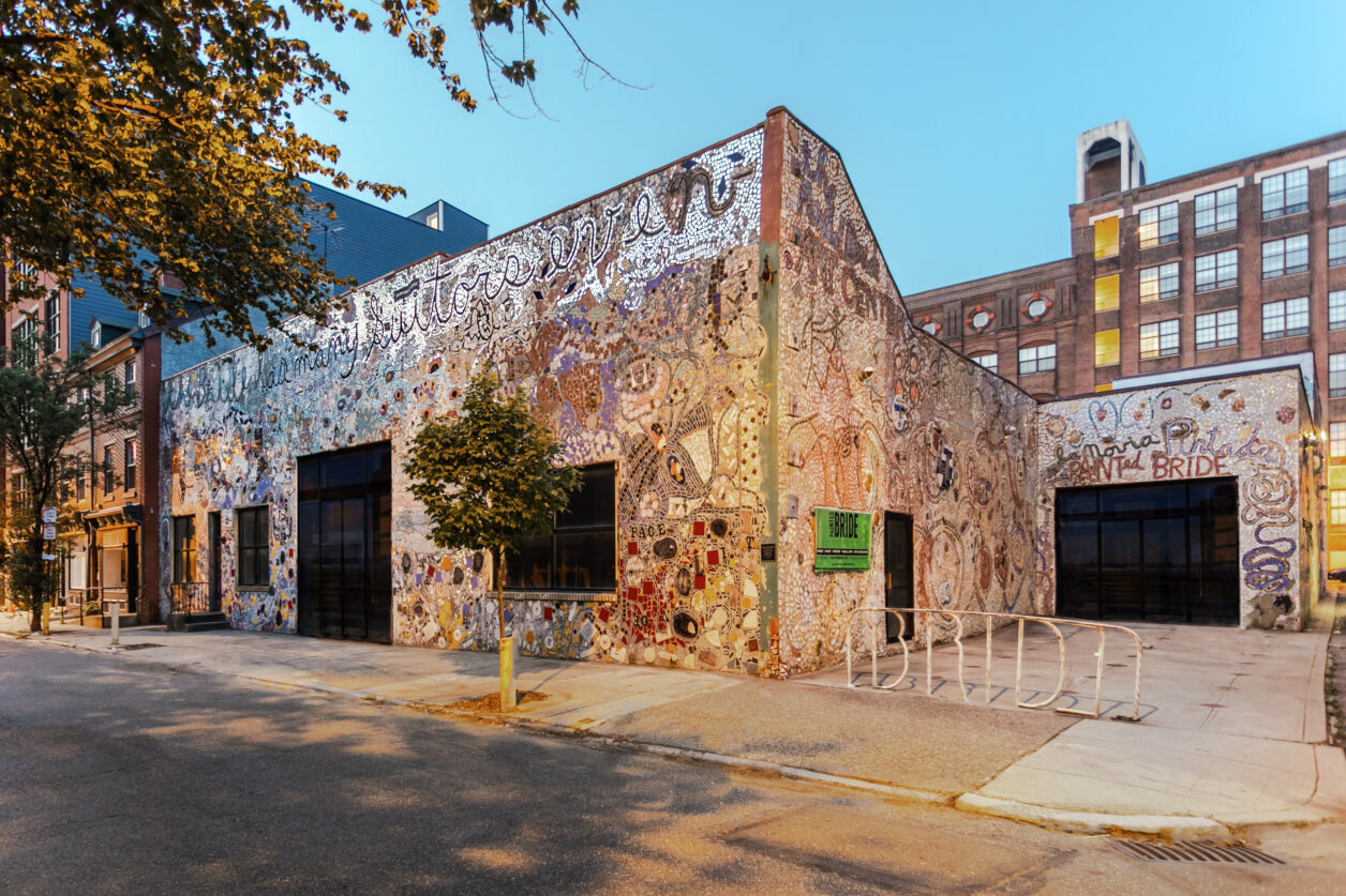 Fully mosaicked facade of the building at 230 Vine Street